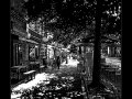 Schönhauser Allee - Unter dem Baum